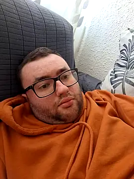 Javier bear online show from March 31, 2026, 1:02 pm