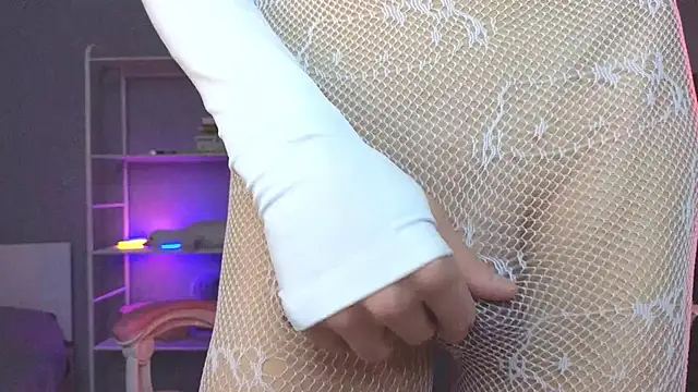 mollymila online show from January 19, 2025, 2:28 pm