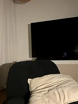 EmiliaCatalina online show from September 13, 2025, 1:27 am