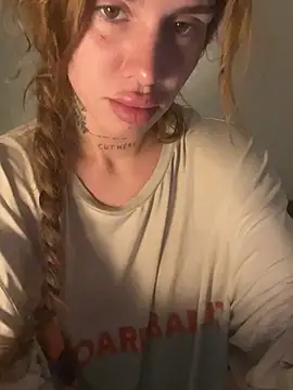 EmiliaCatalina online show from February 24, 2026, 11:27 pm