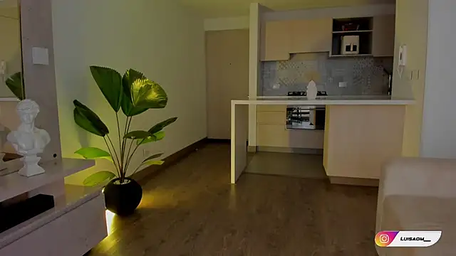 missmegann online show from September 12, 2025, 2:17 pm