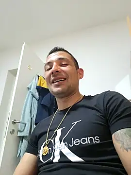 Zoltanioan26 online show from April 12, 2026, 9:34 am