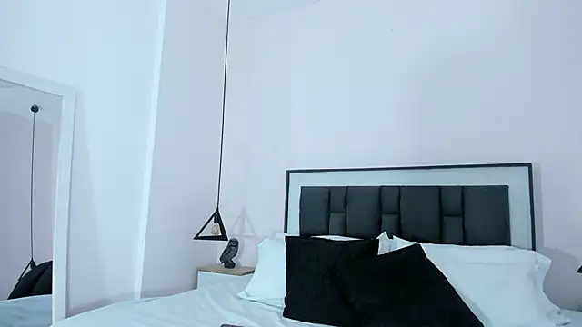 Snapshot of victoria_cooper3 chatting on November 23, 2025, 9:41 am victoria cooper3 online show from November 23, 2025, 9:41 am