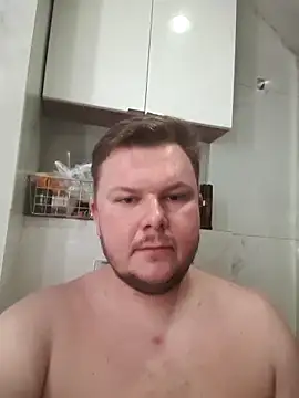 titovilan PL online show from February 6, 2026, 1:23 am