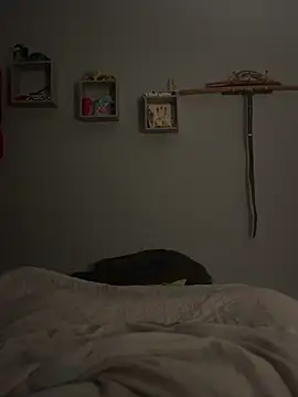 Snapshot of GarciaITO_3 chatting on February 25, 2025, 10:42 pm GarciaITO 3 online show from February 25, 2025, 10:42 pm