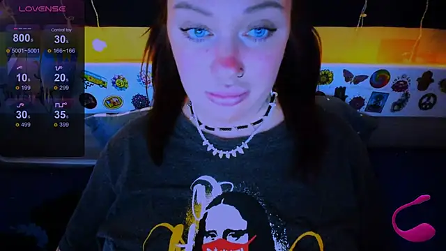 EllieOz online show from March 17, 2025, 3:29 pm