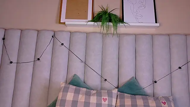 nahomi campbell online show from April 9, 2026, 8:26 pm