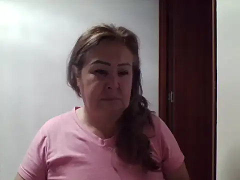 Mia Davies2 online show from July 24, 2026, 6:04 pm