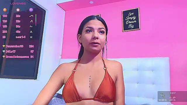 Snapshot of daddyissuesss_ chatting on February 10, 2025, 7:38 pm daddyissuesss online show from February 10, 2025, 7:38 pm