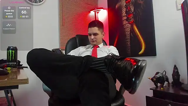 Snapshot of Nicolas_Fellener chatting on September 13, 2025, 5:29 am Nicolas Fellener online show from September 13, 2025, 5:29 am