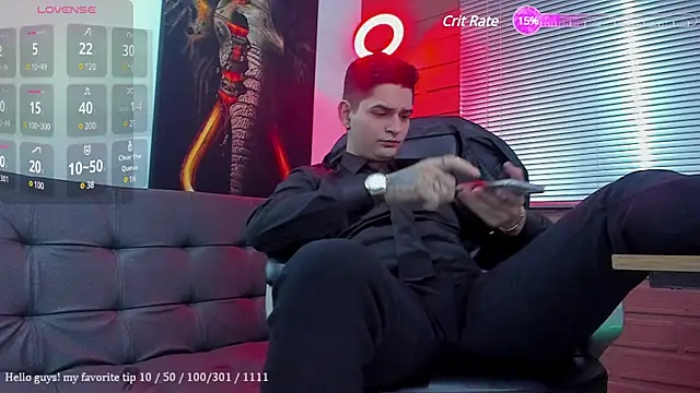 Snapshot of Nicolas_Fellener chatting on February 21, 2025, 4:40 am Nicolas Fellener online show from February 21, 2025, 4:40 am