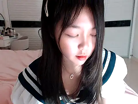 Snapshot of -Lucky_Girl chatting on March 15, 2025, 3:06 pm -Lucky Girl online show from March 15, 2025, 3:06 pm