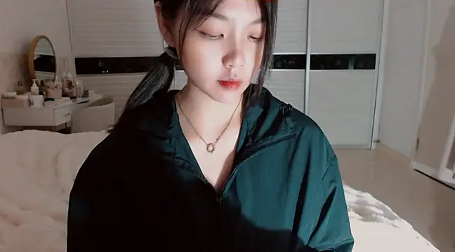 Snapshot of -Lucky_Girl chatting on March 6, 2025, 11:53 pm -Lucky Girl online show from March 6, 2025, 11:53 pm