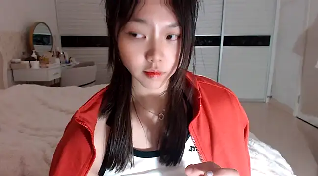 Snapshot of -Lucky_Girl chatting on March 7, 2025, 3:18 pm -Lucky Girl online show from March 7, 2025, 3:18 pm