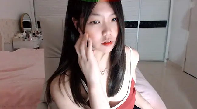 Snapshot of -Lucky_Girl chatting on March 20, 2025, 10:54 am -Lucky Girl online show from March 20, 2025, 10:54 am