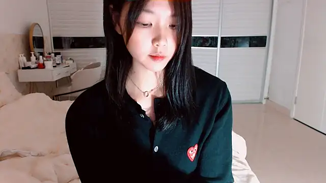 Snapshot of -Lucky_Girl chatting on September 18, 2025, 1:58 pm -Lucky Girl online show from September 18, 2025, 1:58 pm