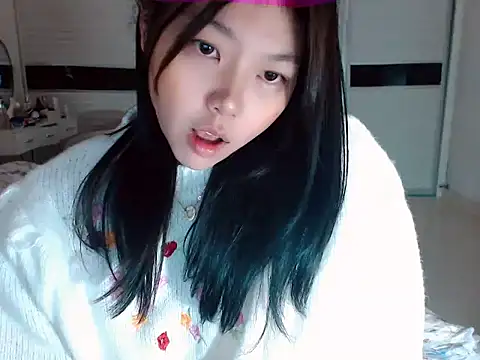 Snapshot of -Lucky_Girl chatting on November 23, 2025, 1:59 am -Lucky Girl online show from November 23, 2025, 1:59 am