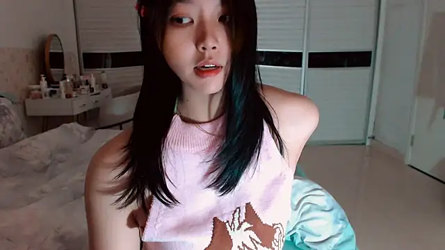 Snapshot of -Lucky_Girl chatting on November 1, 2025, 1:34 am -Lucky Girl online show from November 1, 2025, 1:34 am