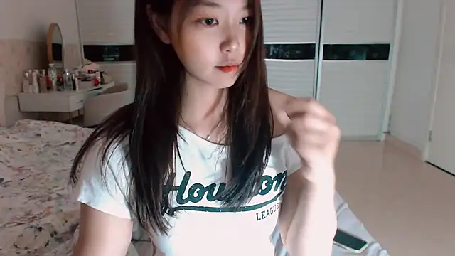 -Lucky Girl online show from July 4, 2026, 2:07 am