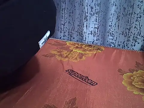 sweet veee online show from October 7, 2025, 7:15 pm