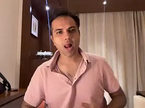 Snapshot of immog727 chatting on November 23, 2025, 5:12 pm immog727 online show from November 23, 2025, 5:12 pm