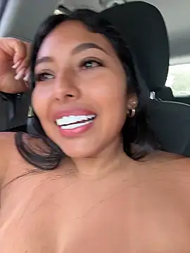 emmyjhonson07 online show from January 11, 2026, 4:58 pm