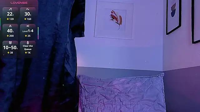 shybutdirtygirrll online show from October 30, 2025, 7:33 pm