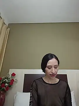 AliceRossi online show from July 27, 2026, 1:07 pm