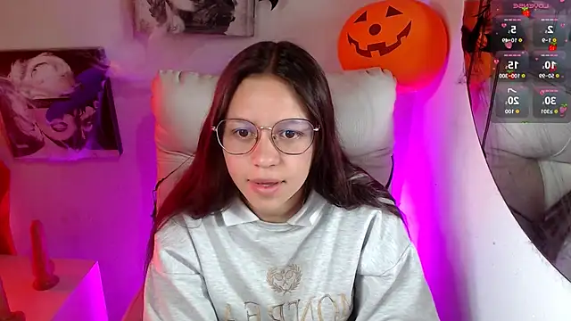 Snapshot of SamanthaRoldaan chatting on November 4, 2025, 2:54 pm SamanthaRoldaan online show from November 4, 2025, 2:54 pm