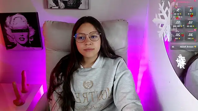 Snapshot of SamanthaRoldaan chatting on January 6, 2026, 2:21 pm SamanthaRoldaan online show from January 6, 2026, 2:21 pm