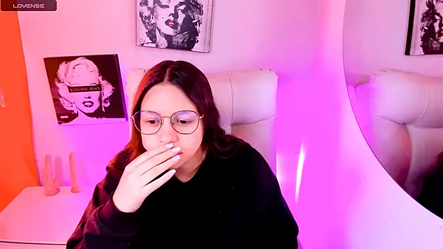 SamanthaRoldaan online show from March 20, 2026, 2:51 pm