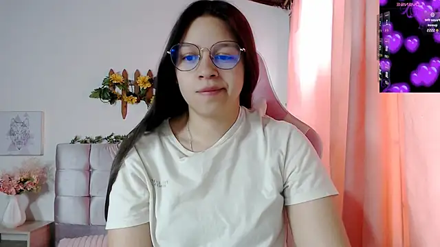 Snapshot of SamanthaRoldaan chatting on October 4, 2025, 2:18 pm SamanthaRoldaan online show from October 4, 2025, 2:18 pm