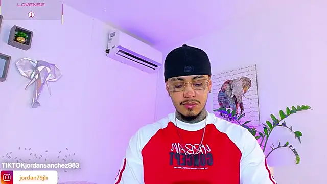 JordanSmiith  online show from May 16, 2026, 9:03 pm