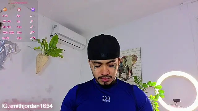 JordanSmiith  online show from November 26, 2025, 8:31 pm