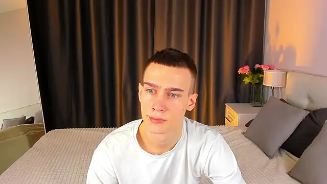 Kevin Kesi online show from February 2, 2025, 6:14 am