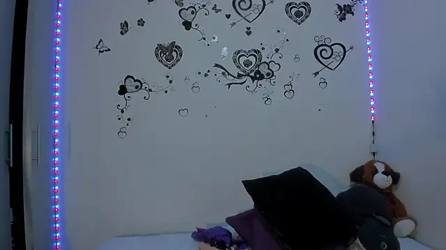 Snapshot of Linisprincehot69 chatting on February 7, 2026, 10:34 am Linisprincehot69 online show from February 7, 2026, 10:34 am