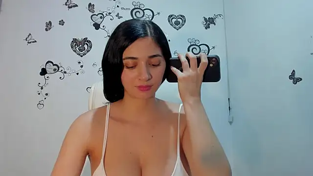 Snapshot of Linisprincehot69 chatting on November 3, 2025, 6:07 am Linisprincehot69 online show from November 3, 2025, 6:07 am