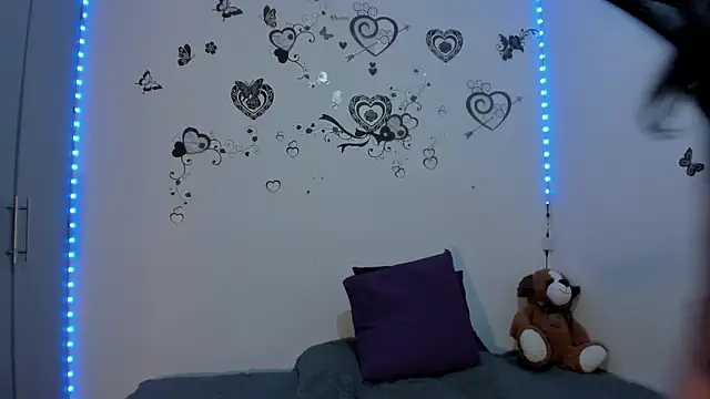 Linisprincehot69 online show from March 19, 2026, 4:29 pm