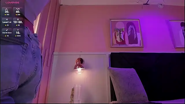 Snapshot of chloe_watson_ chatting on February 26, 2026, 8:09 pm chloe watson online show from February 26, 2026, 8:09 pm