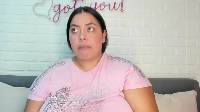 Snapshot of tatijara chatting on September 19, 2025, 7:18 pm tatijara online show from September 19, 2025, 7:18 pm