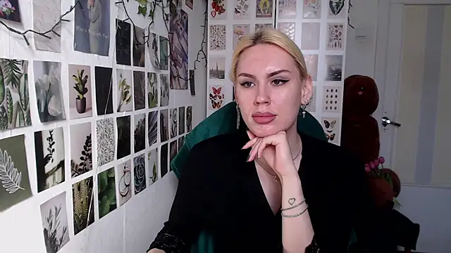 CapriScorpion online show from April 8, 2026, 12:17 pm