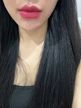 Snapshot of Lita-Julia chatting on February 17, 2025, 9:13 am Lita-Julia online show from February 17, 2025, 9:13 am