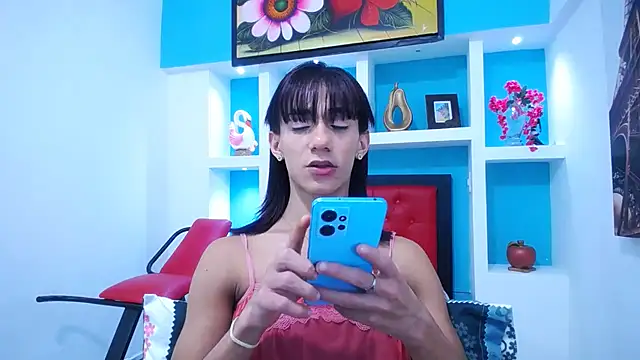 KatrinaQueen1 online show from March 16, 2025, 3:17 pm