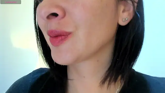 Snapshot of queen_fetish chatting on September 9, 2025, 10:03 am queen fetish online show from September 9, 2025, 10:03 am