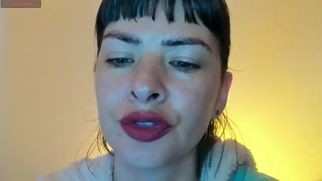 Snapshot of queen_fetish chatting on November 20, 2025, 11:00 am queen fetish online show from November 20, 2025, 11:00 am