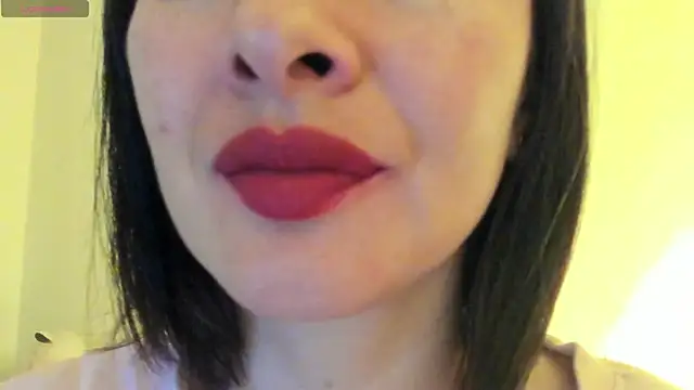 Snapshot of queen_fetish chatting on September 17, 2025, 10:28 am queen fetish online show from September 17, 2025, 10:28 am