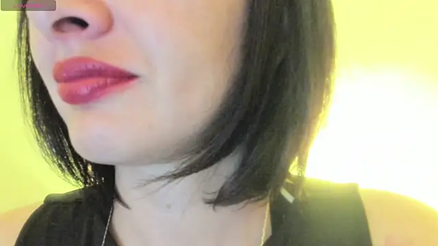 Snapshot of queen_fetish chatting on September 12, 2025, 10:15 am queen fetish online show from September 12, 2025, 10:15 am