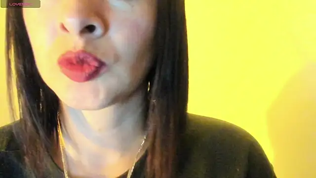 Snapshot of queen_fetish chatting on October 29, 2025, 10:36 am queen fetish online show from October 29, 2025, 10:36 am