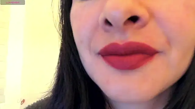 Snapshot of queen_fetish chatting on September 29, 2025, 10:22 am queen fetish online show from September 29, 2025, 10:22 am