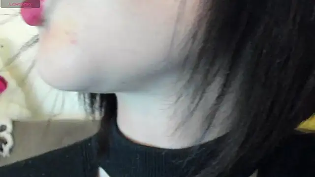 Snapshot of queen_fetish chatting on March 12, 2025, 12:09 am queen fetish online show from March 12, 2025, 12:09 am